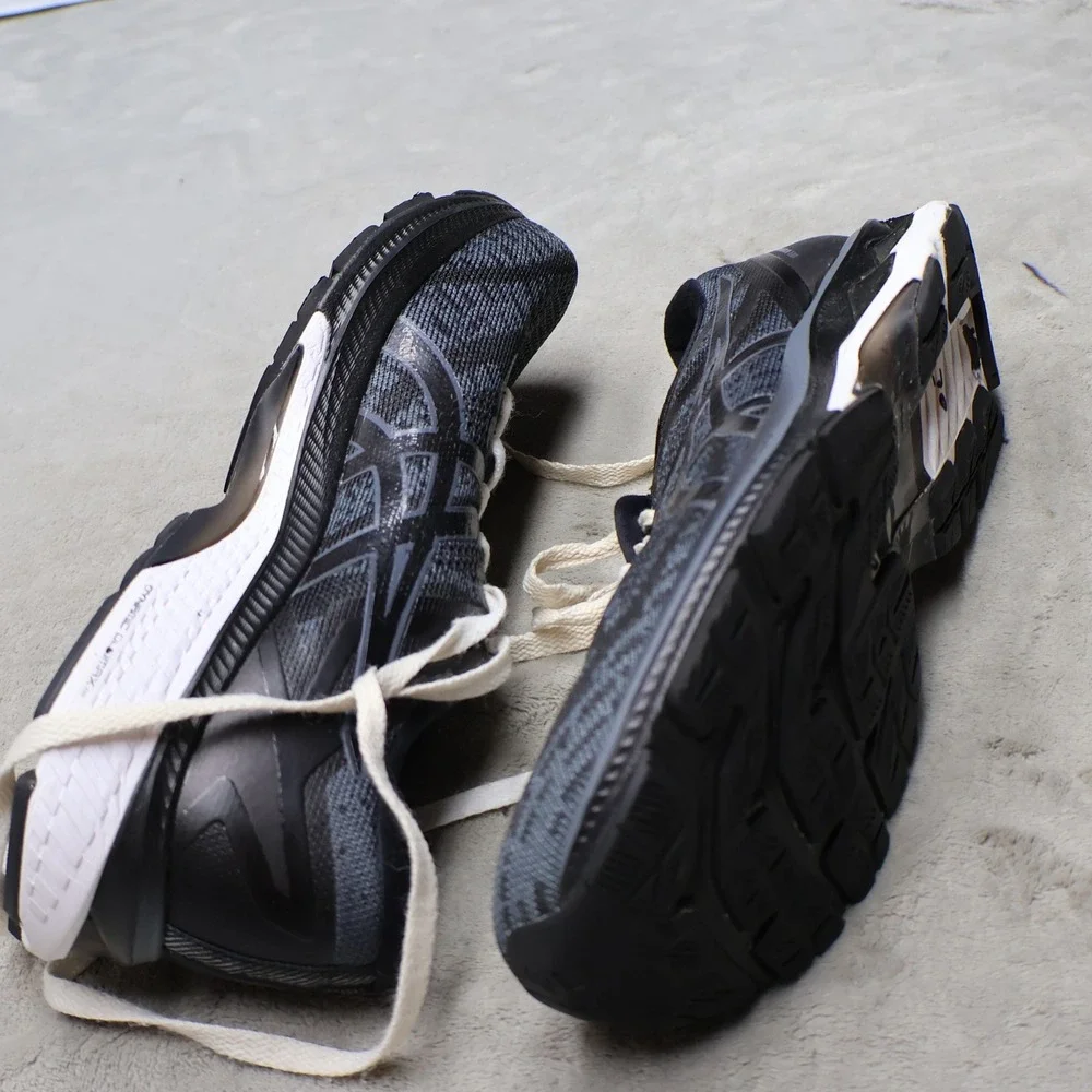 Asics no box